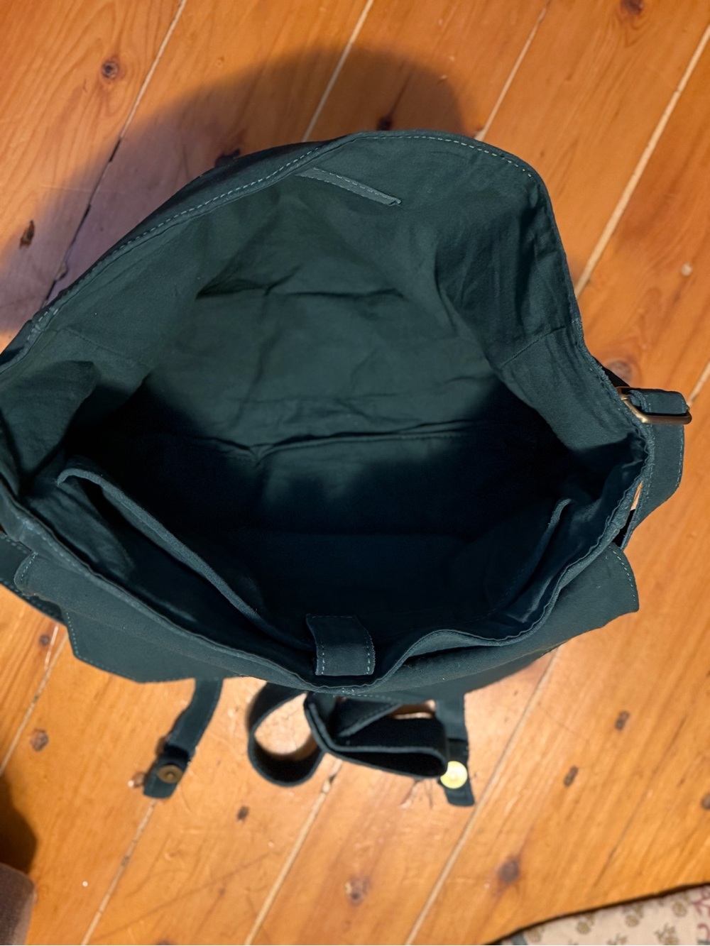 Free People Bennet Suede Messenger Bag Deep Forest Green - Picture 6 of 7